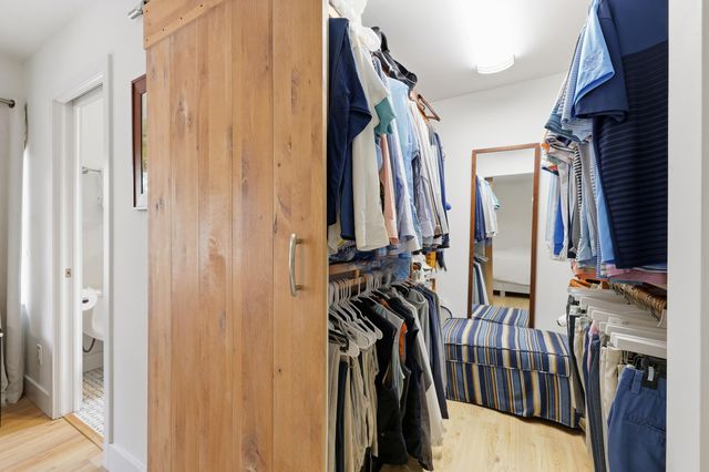 1934 Stratford Way, West Palm Beach, FL 33409