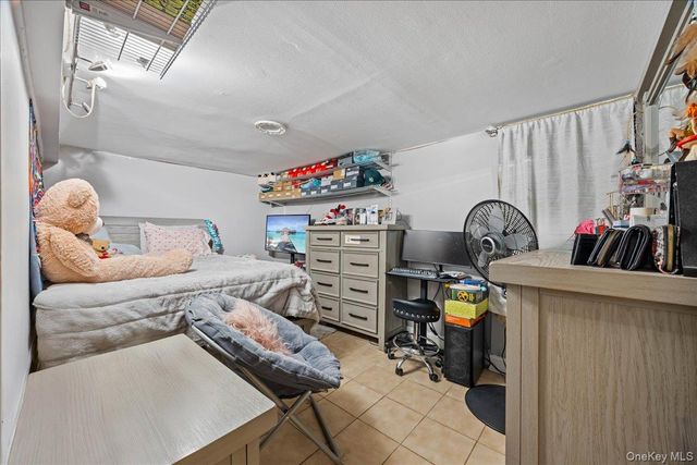 2953 Harding Avenue, Bronx, NY 10465