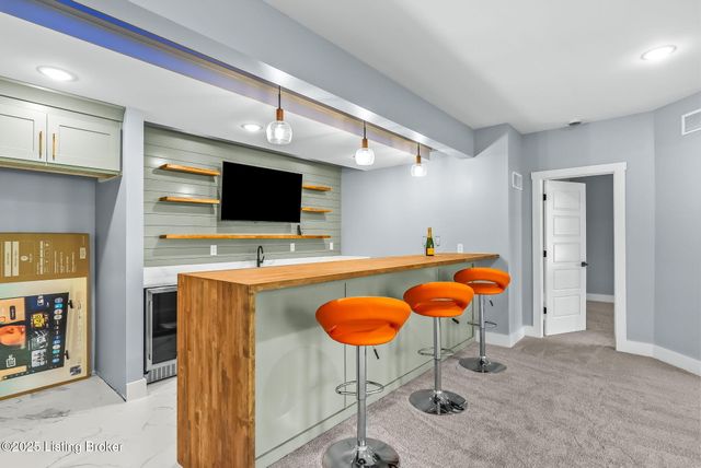 4802 Sycamore Ridge Ln, La Grange, KY 40031