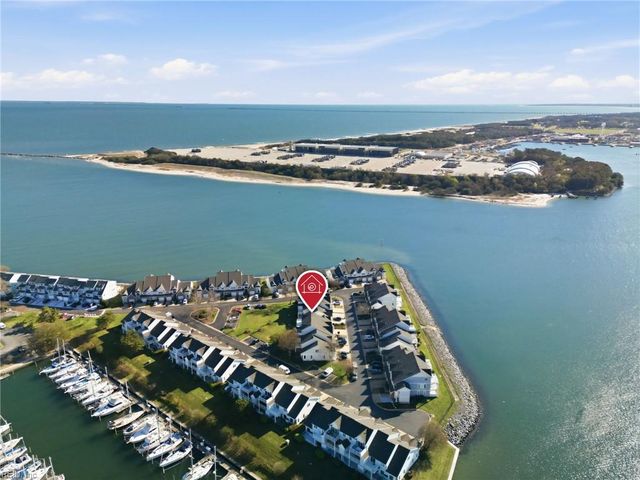 5308 Spy Glass DR, Norfolk, VA 23518