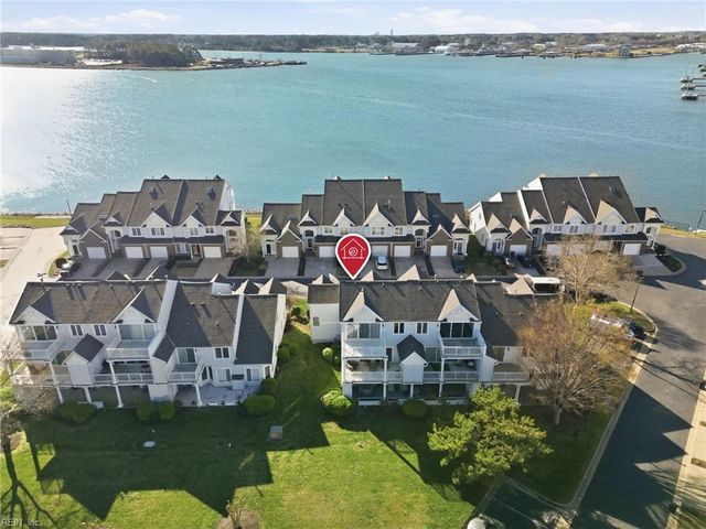 5308 Spy Glass DR, Norfolk, VA 23518