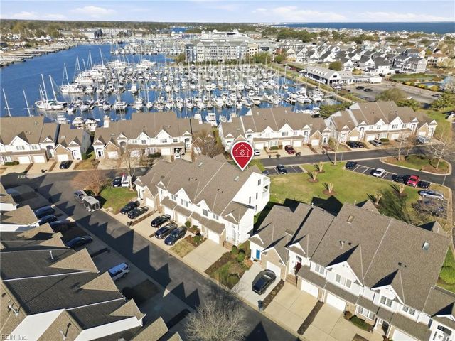 5308 Spy Glass DR, Norfolk, VA 23518