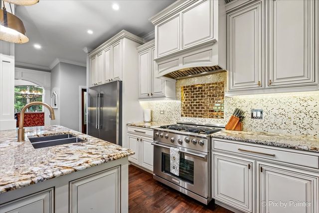 117 N. Wynstone Drive, North Barrington, IL 60010