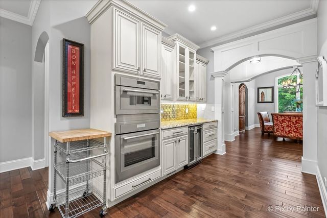 117 N. Wynstone Drive, North Barrington, IL 60010