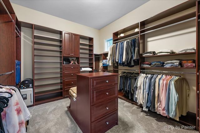 117 N. Wynstone Drive, North Barrington, IL 60010