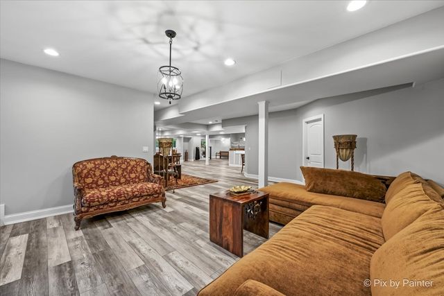 117 N. Wynstone Drive, North Barrington, IL 60010