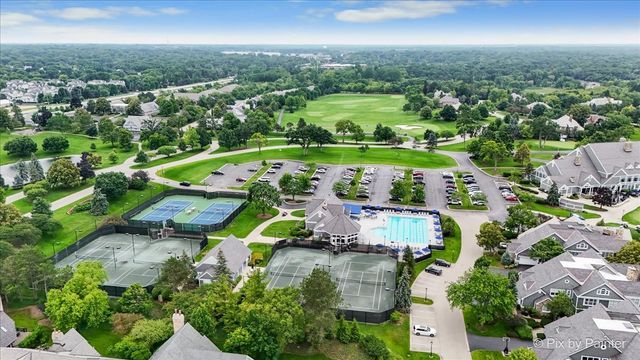117 N. Wynstone Drive, North Barrington, IL 60010