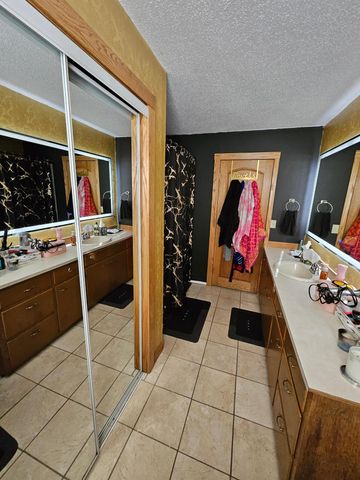 104 Woodland Avenue E, Underwood, MN 56586