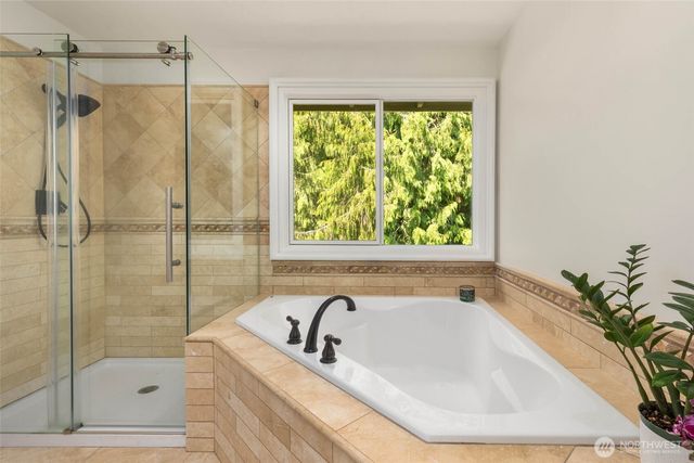 2513 265th Avenue NE, Redmond, WA 98053