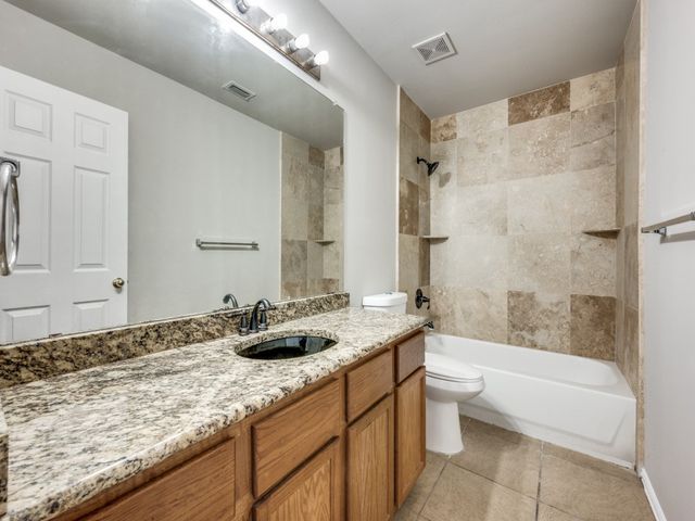 4445 Stones River Road, Grand Prairie, TX 75052