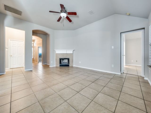 4445 Stones River Road, Grand Prairie, TX 75052