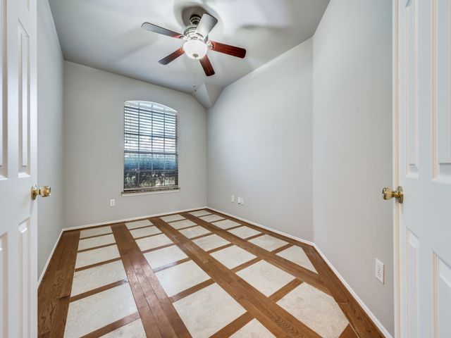 4445 Stones River Road, Grand Prairie, TX 75052