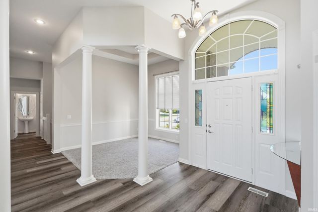 11414 Chestnut Ridge Drive, Fort Wayne, IN 46814