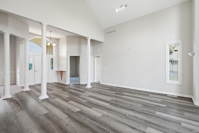 11414 Chestnut Ridge Drive, Fort Wayne, IN 46814