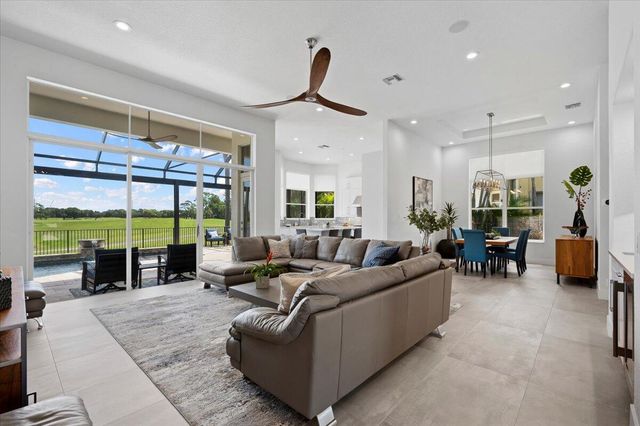7676 Ironhorse Boulevard, West Palm Beach, FL 33412