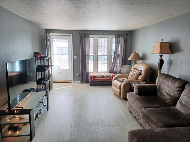 1151 ROCKWELL ROAD, Green Bay, WI 54313