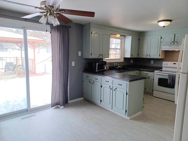 1151 ROCKWELL ROAD, Green Bay, WI 54313