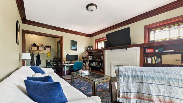 5559 S Blackstone Avenue 3, Chicago, IL 60637