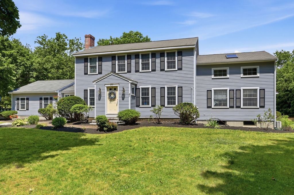 35 Spartan Arrow Rd 35, Littleton, MA 01460