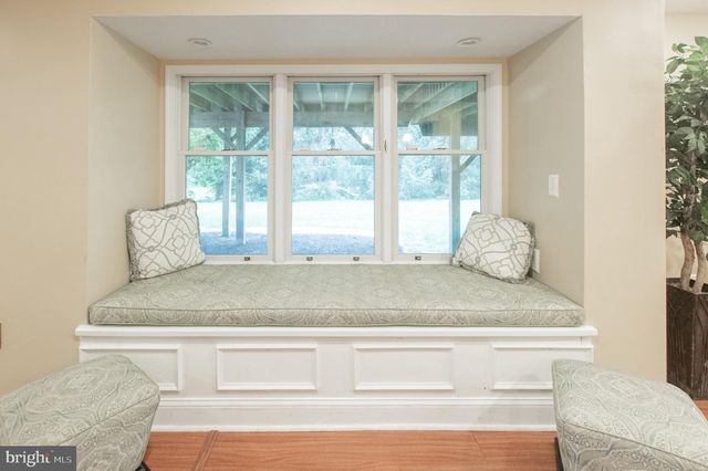 4 MARSHALL CT, Glen Mills, PA 19342