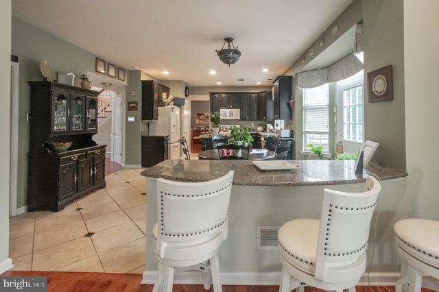 4 MARSHALL CT, Glen Mills, PA 19342
