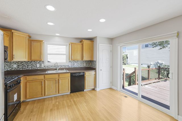 726 Flowering Cherry Court, Blacklick, OH 43004