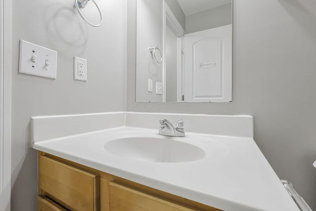 726 Flowering Cherry Court, Blacklick, OH 43004