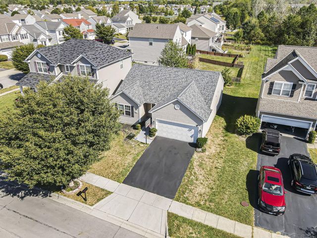 726 Flowering Cherry Court, Blacklick, OH 43004