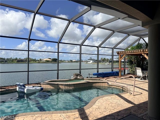 1028 Hancock Bridge PKWY, Cape Coral, FL 33990