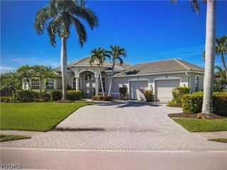 1028 Hancock Bridge PKWY, Cape Coral, FL 33990