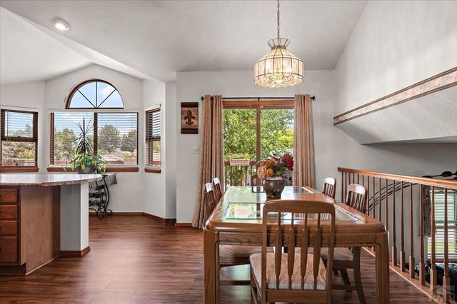 1702 Kingsroyal Blvd, Pueblo, CO 81005