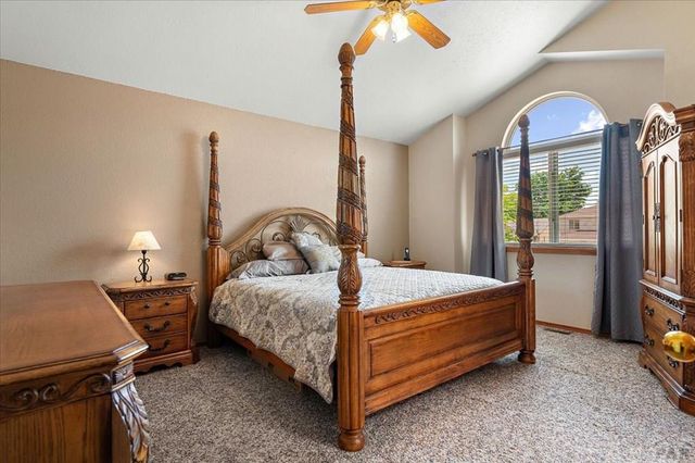 1702 Kingsroyal Blvd, Pueblo, CO 81005