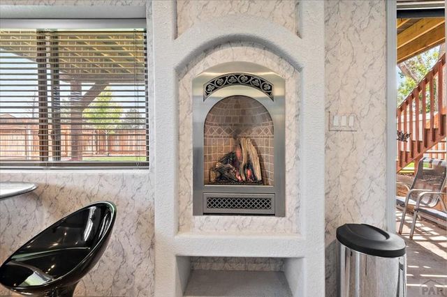 1702 Kingsroyal Blvd, Pueblo, CO 81005
