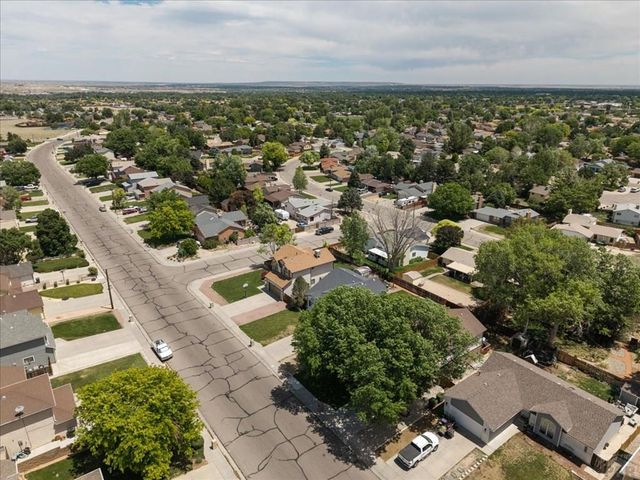 1702 Kingsroyal Blvd, Pueblo, CO 81005