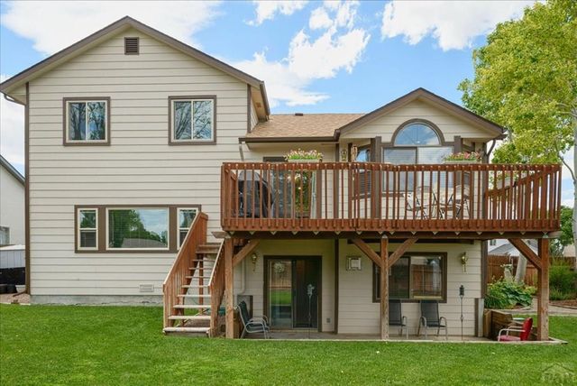 1702 Kingsroyal Blvd, Pueblo, CO 81005