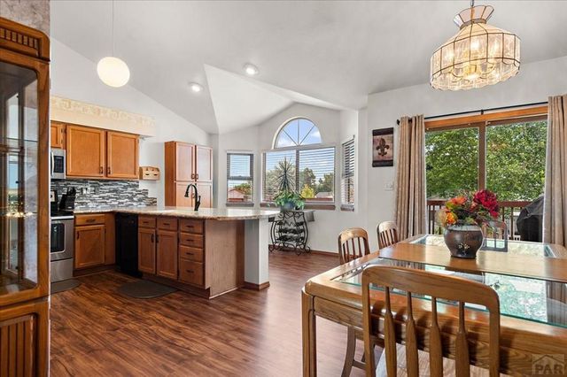 1702 Kingsroyal Blvd, Pueblo, CO 81005