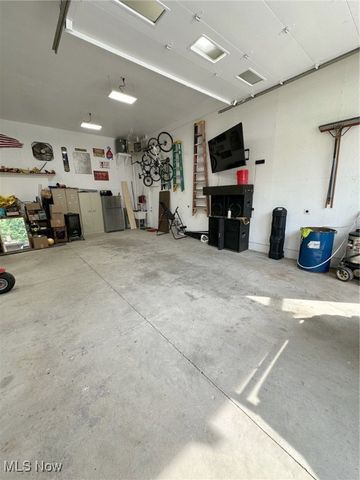 6 Latonka Trail, Malvern, OH 44644