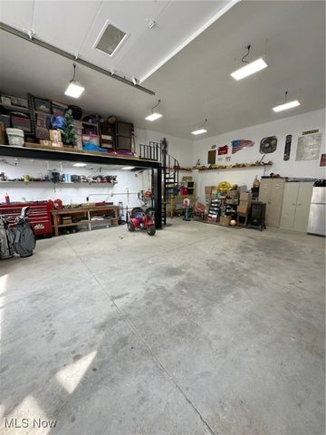 6 Latonka Trail, Malvern, OH 44644