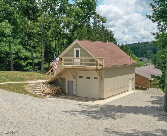 6 Latonka Trail, Malvern, OH 44644