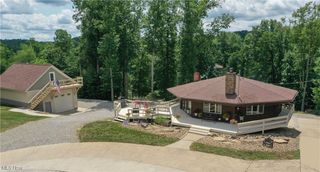 6 Latonka Trail, Malvern, OH 44644