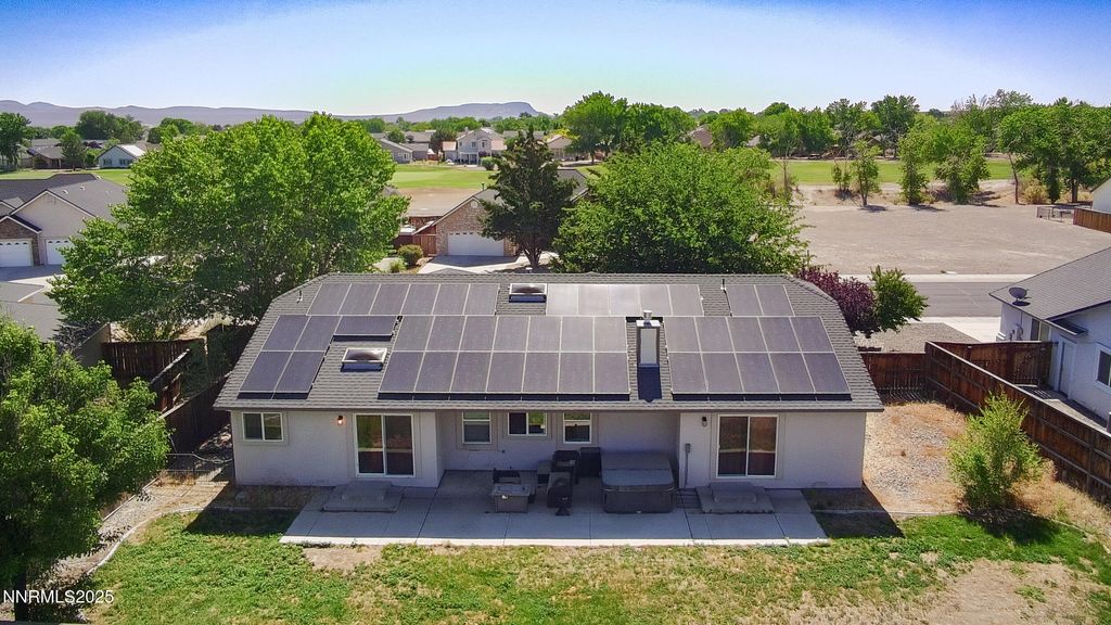 751 Divot Drive, Fernley, NV 89408