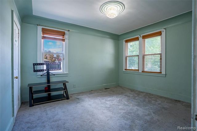 7312 Theisen Street, Dearborn, MI 48126