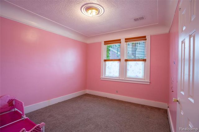 7312 Theisen Street, Dearborn, MI 48126