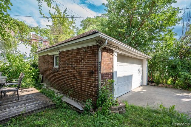 7312 Theisen Street, Dearborn, MI 48126