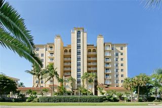 9577 Gulf Shore DR W # 504, Naples, FL 34108