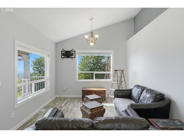 22020 Ne 260TH Pl, Battle Ground, WA 98604