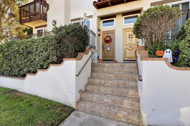 175 Maple Avenue 4, Carlsbad, CA 92008