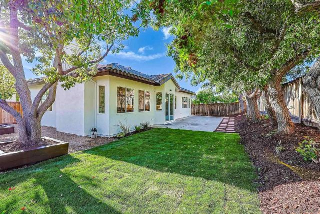 1789 Clydesdale Ct, Oceanside, CA 92057