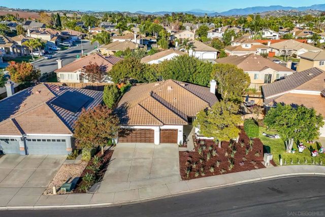 1789 Clydesdale Ct, Oceanside, CA 92057