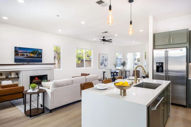 1789 Clydesdale Ct, Oceanside, CA 92057